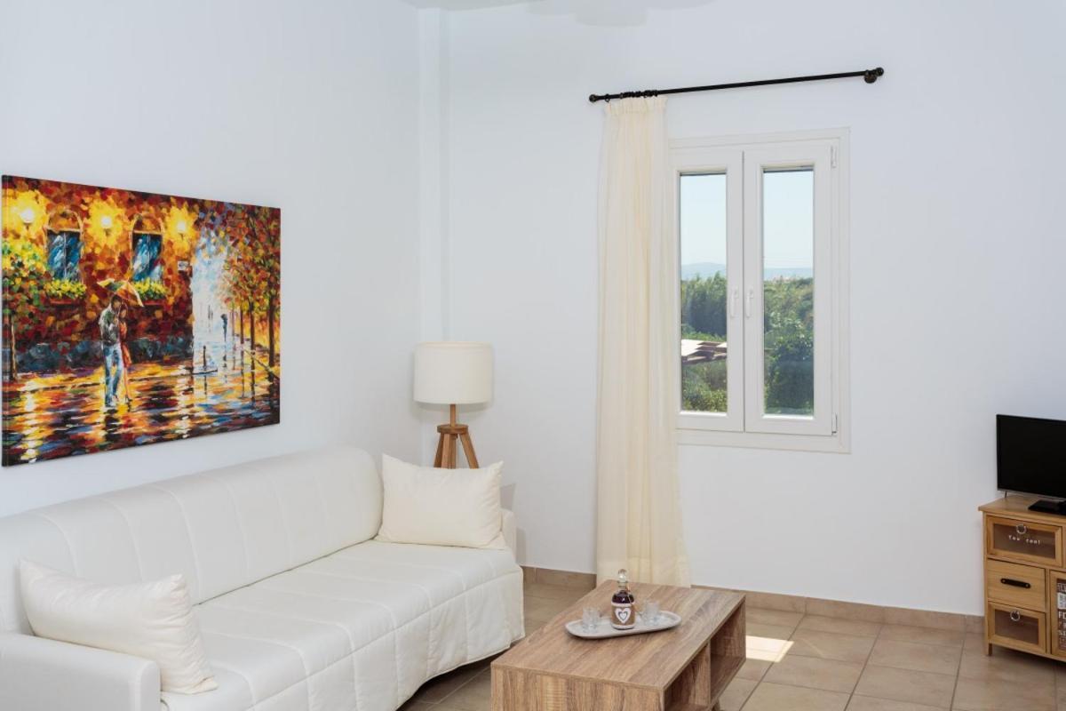 Tzane Studios & Apartments - Steps Away From Golden Beach Chrisi Akti  Esterno foto