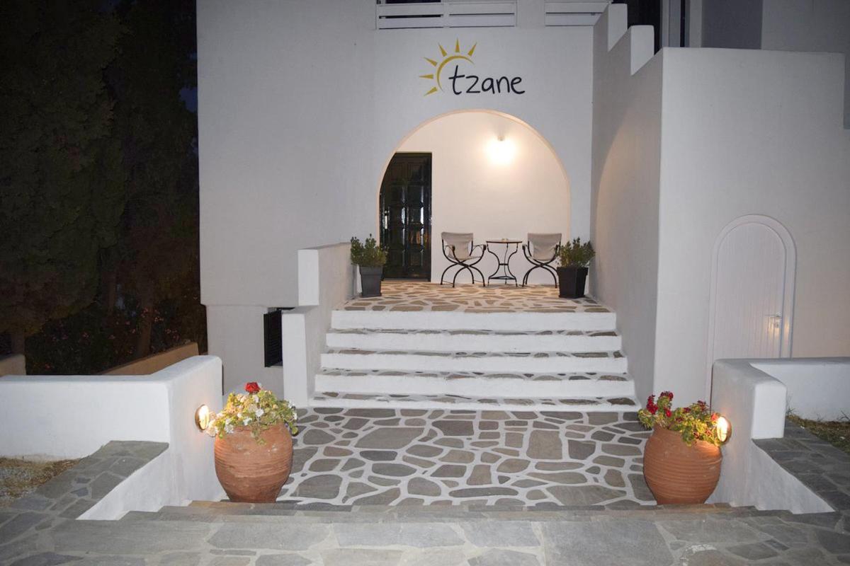 Tzane Studios & Apartments - Steps Away From Golden Beach Chrisi Akti  Esterno foto