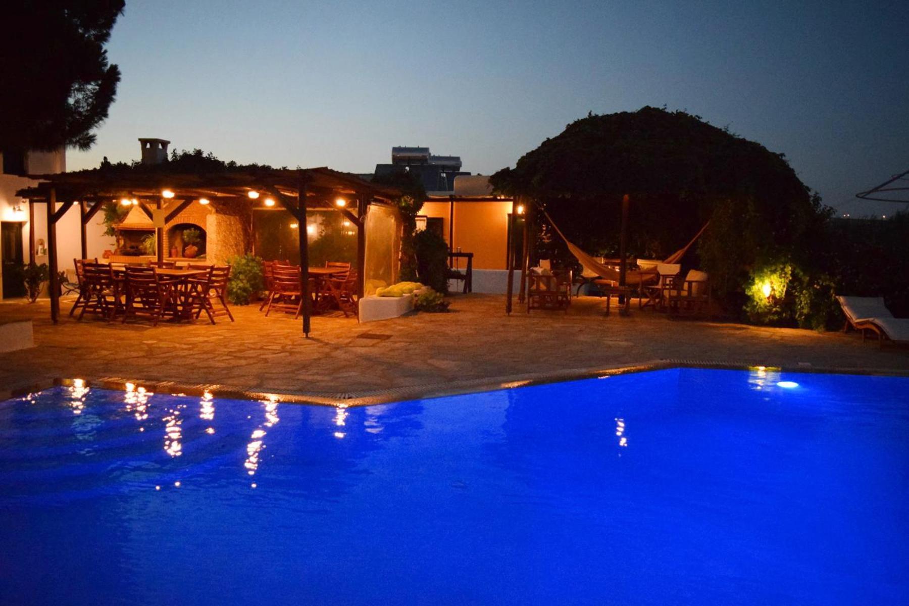 Tzane Studios & Apartments - Steps Away From Golden Beach Chrisi Akti  Esterno foto
