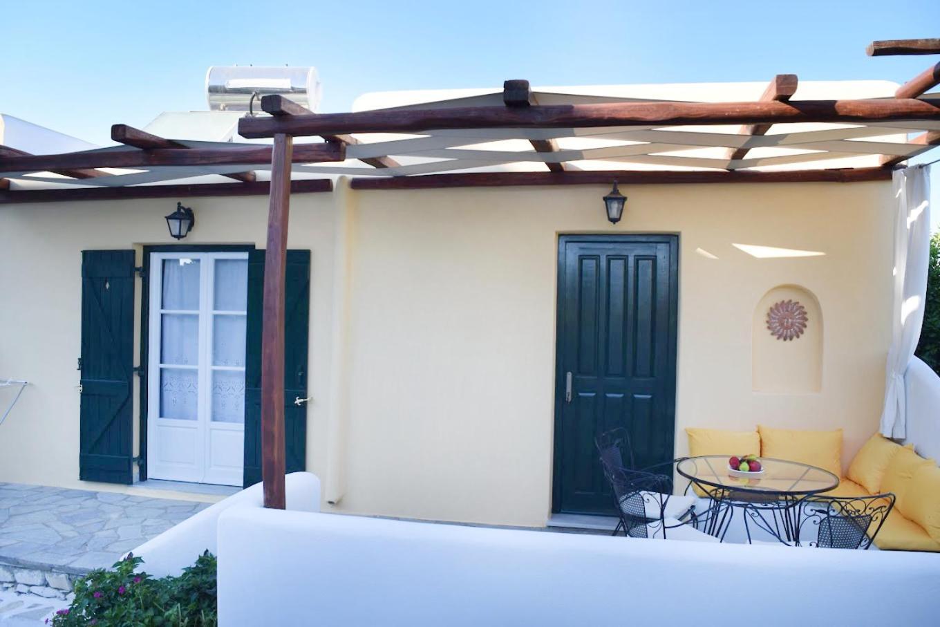 Tzane Studios & Apartments - Steps Away From Golden Beach Chrisi Akti  Esterno foto