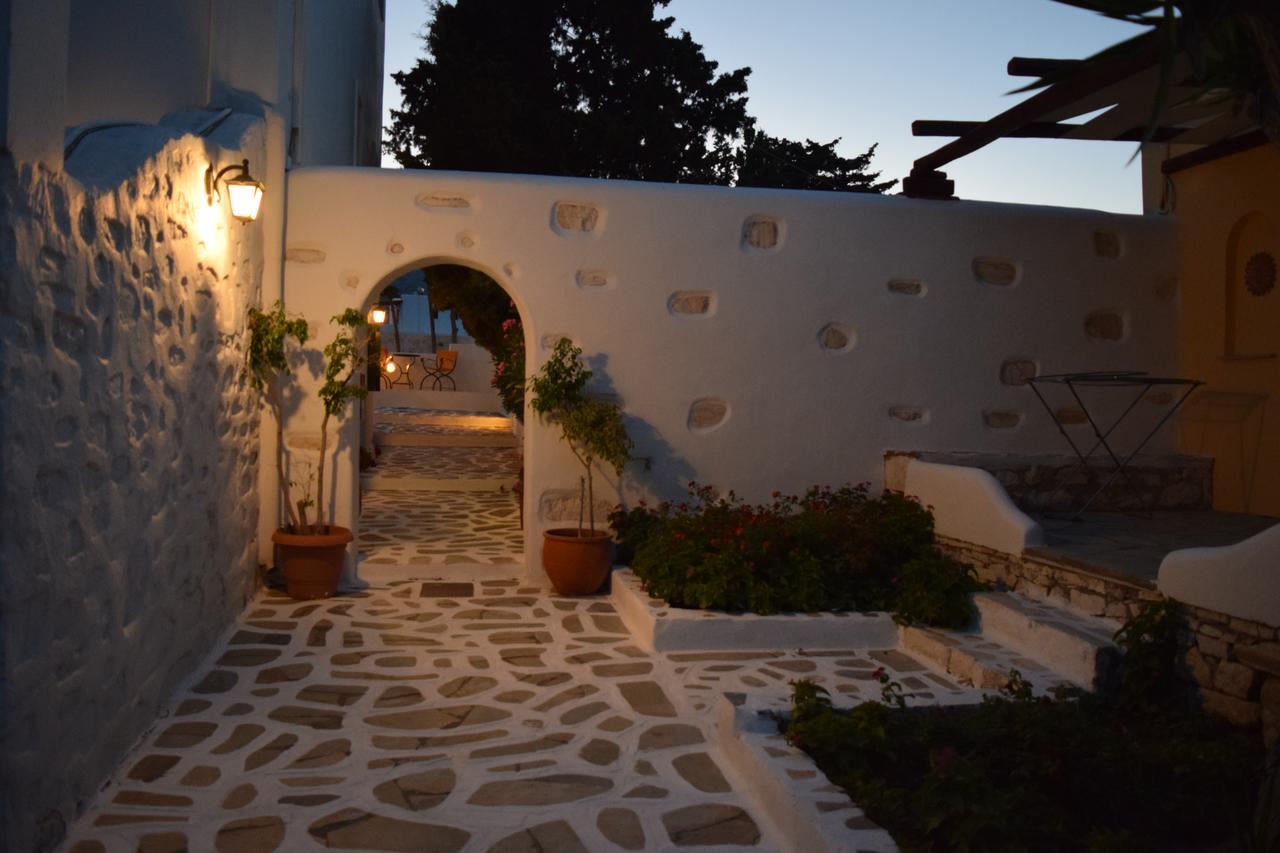 Tzane Studios & Apartments - Steps Away From Golden Beach Chrisi Akti  Esterno foto
