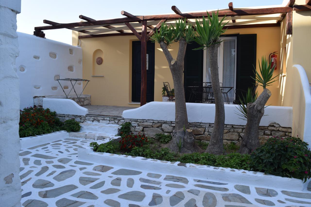 Tzane Studios & Apartments - Steps Away From Golden Beach Chrisi Akti  Esterno foto